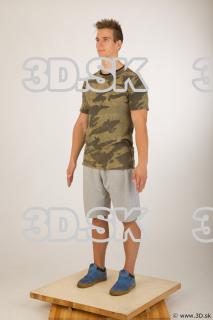 Whole body army tshirt light gray shorts of Timothy 0002